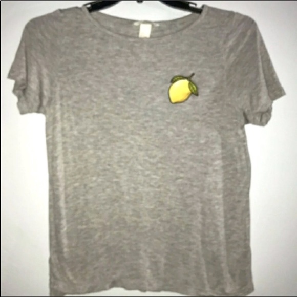 H&M Tops - NWOT H&M Gray Tee with Lemon Patch